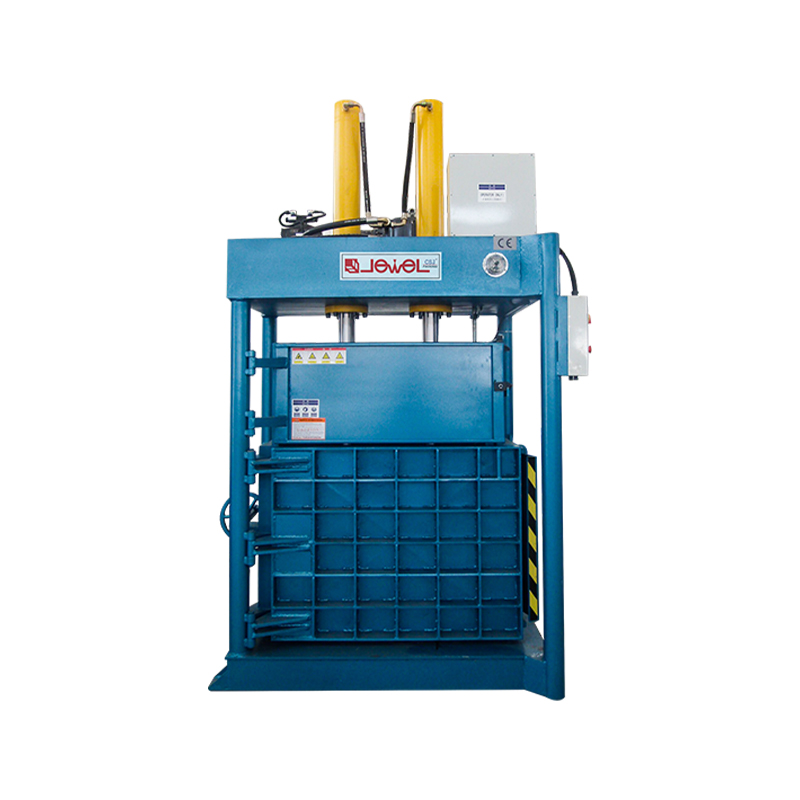 Large Vertical Four-Door Opening Baler